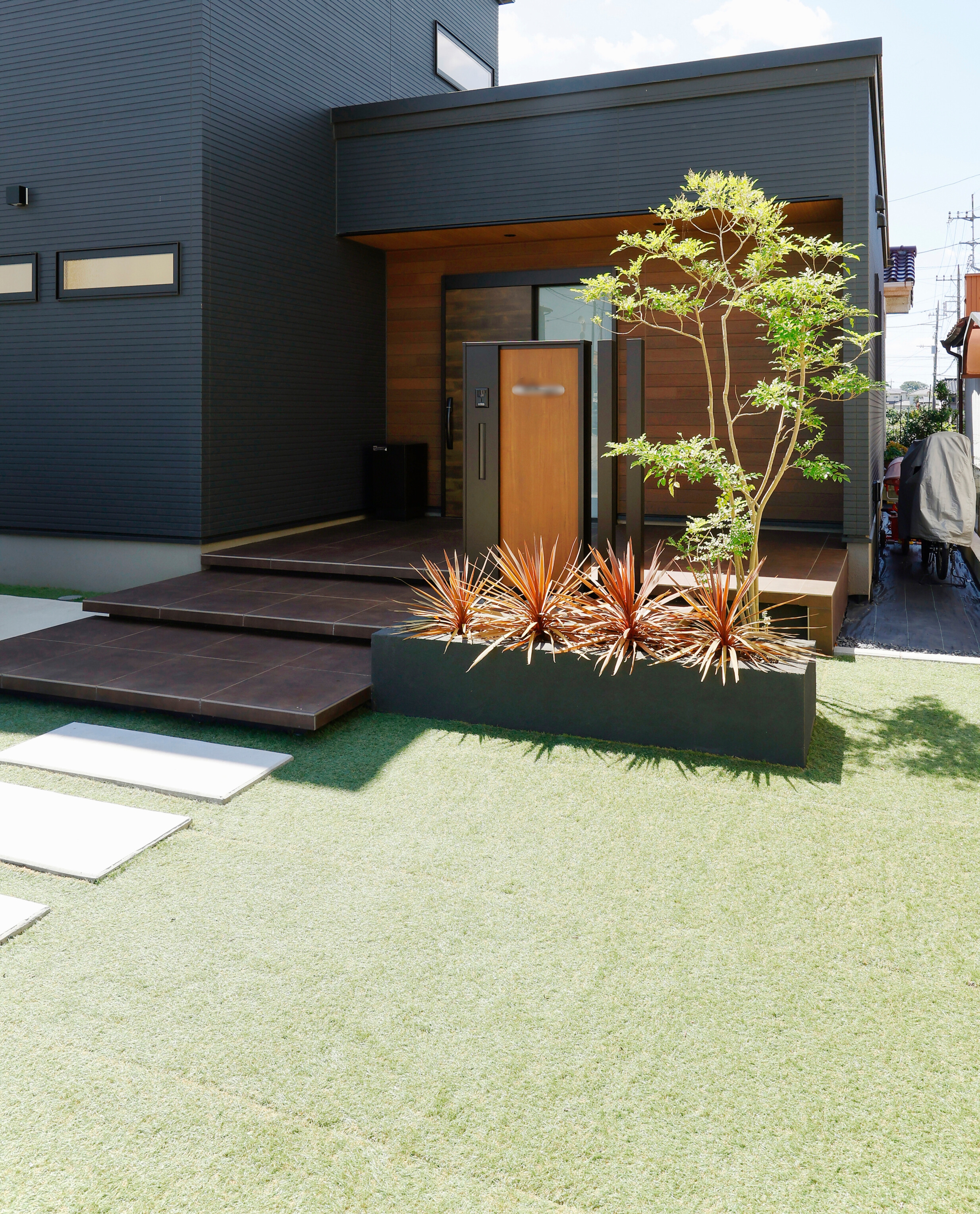 開放的な空間を演出する色彩とこだわりのデザイン[5]