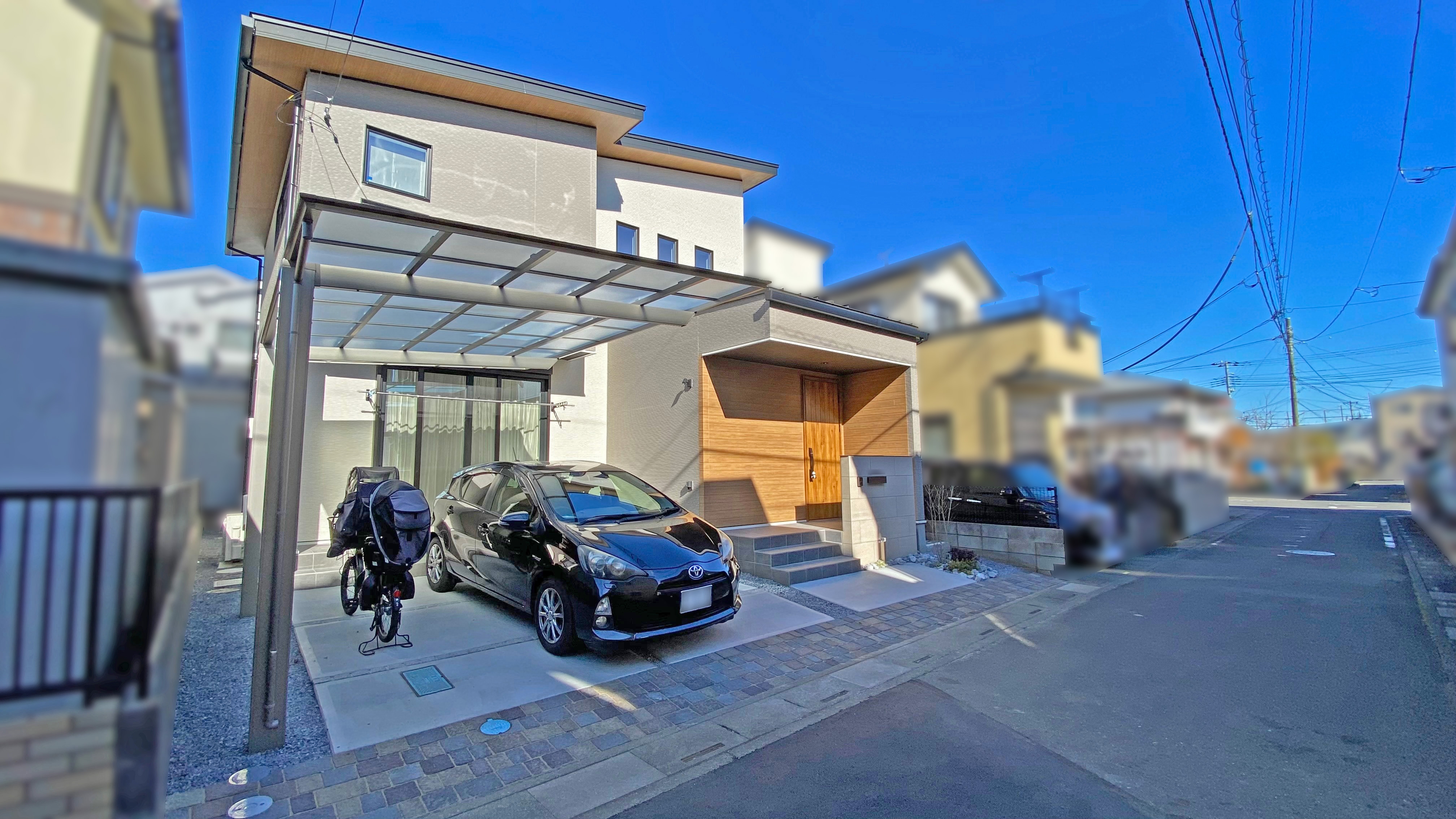 優しいトーンで家族のこれからを見据える[3]