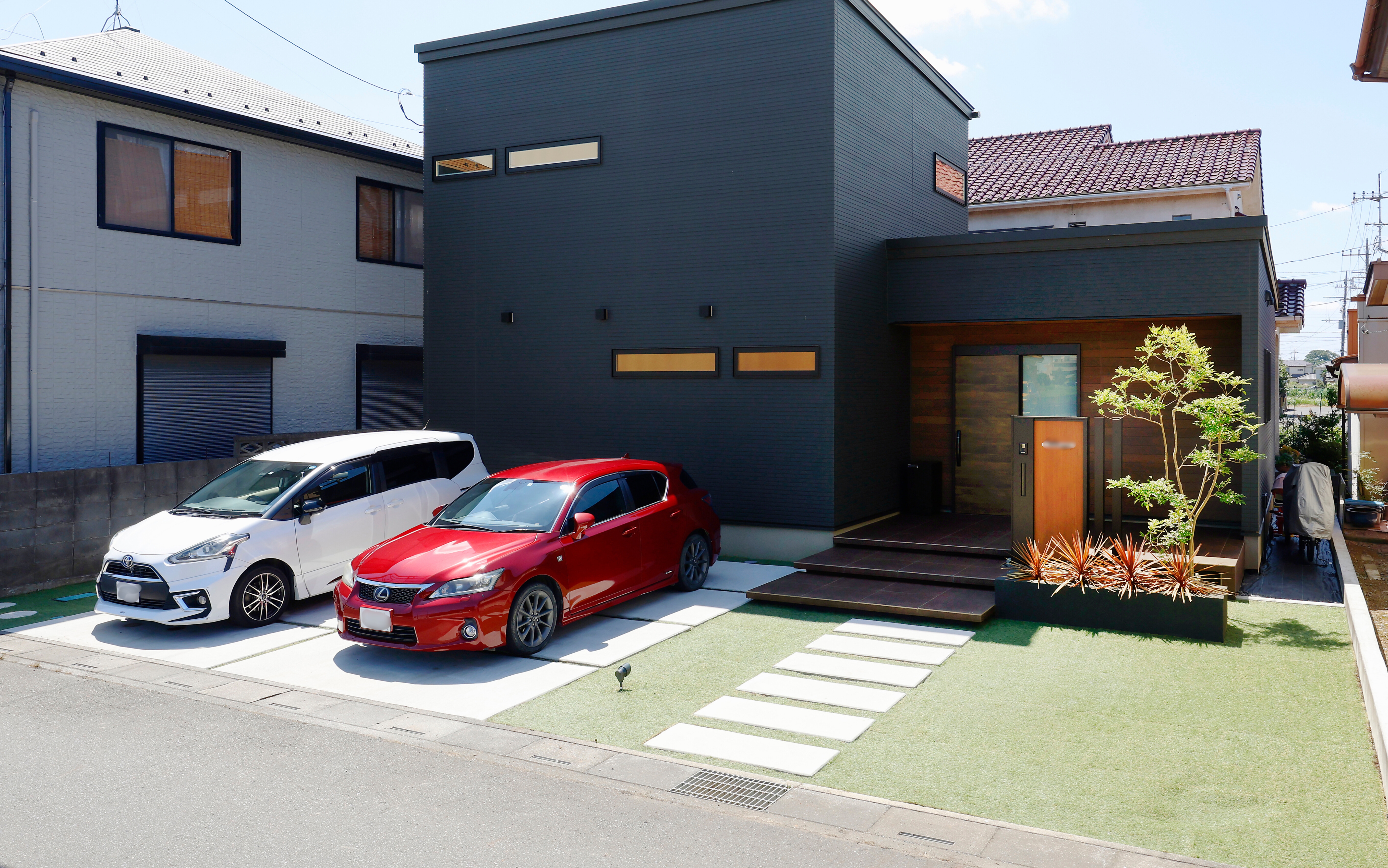 開放的な空間を演出する色彩とこだわりのデザイン[3]